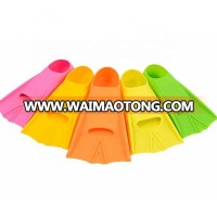 China gold supplier new arrival adult silicone swimming short fins